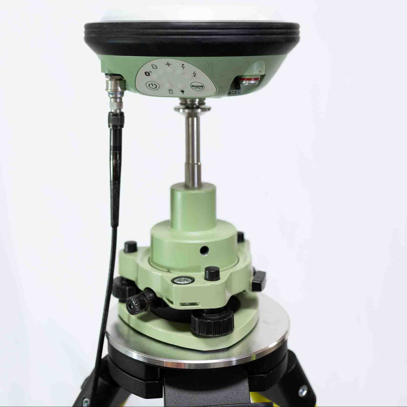 Leica Viva GS14 GNSS Base & Rover with CS15 Field Controller